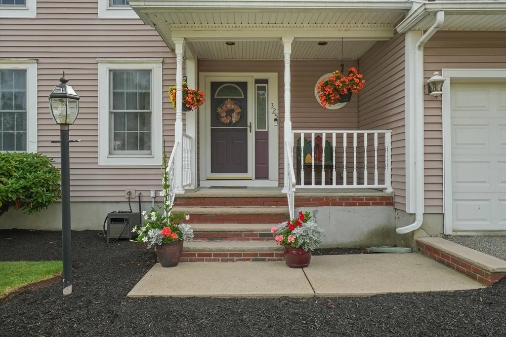 Photo of 325 Den Quarry Road