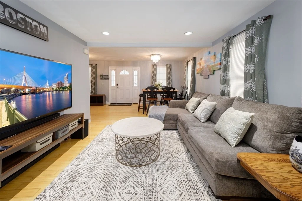 Photo of 8 Myrtle Ave