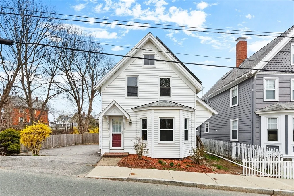 Photo of 105 Centennial Ave