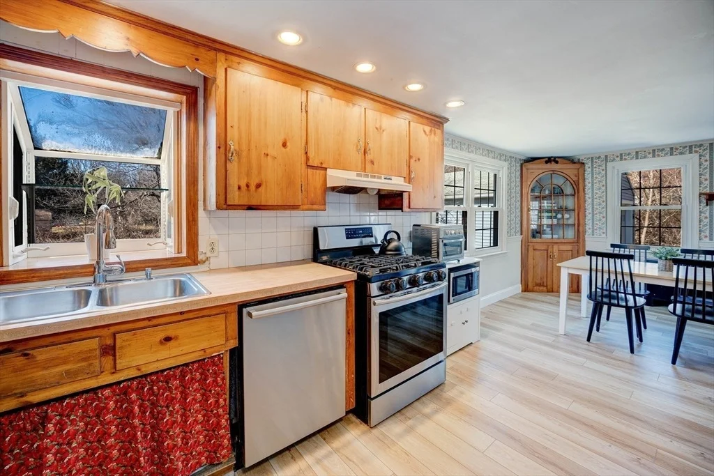 Photo of 99 Willow St