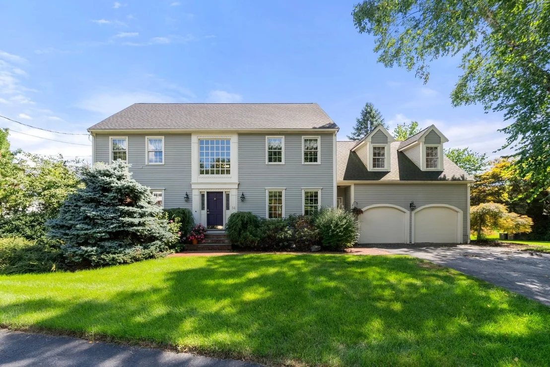 Photo of 14 Powder House Cir