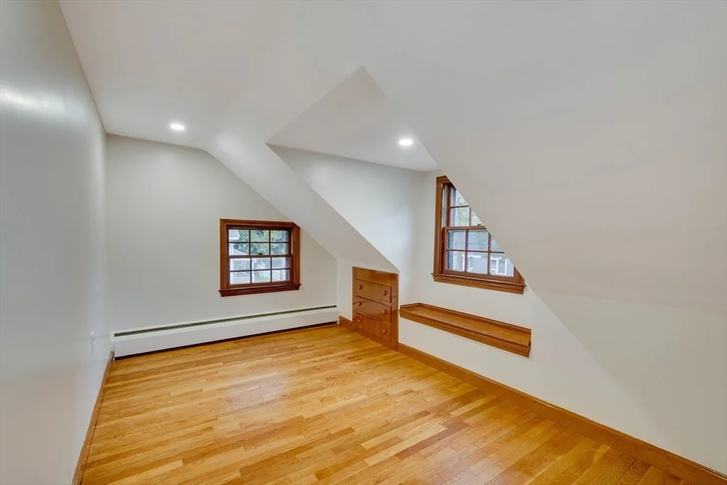 Photo of 223 Washington St