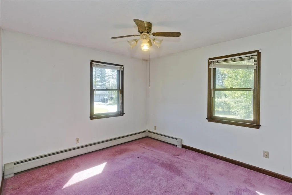 Photo of 6 Pine Wood Dr