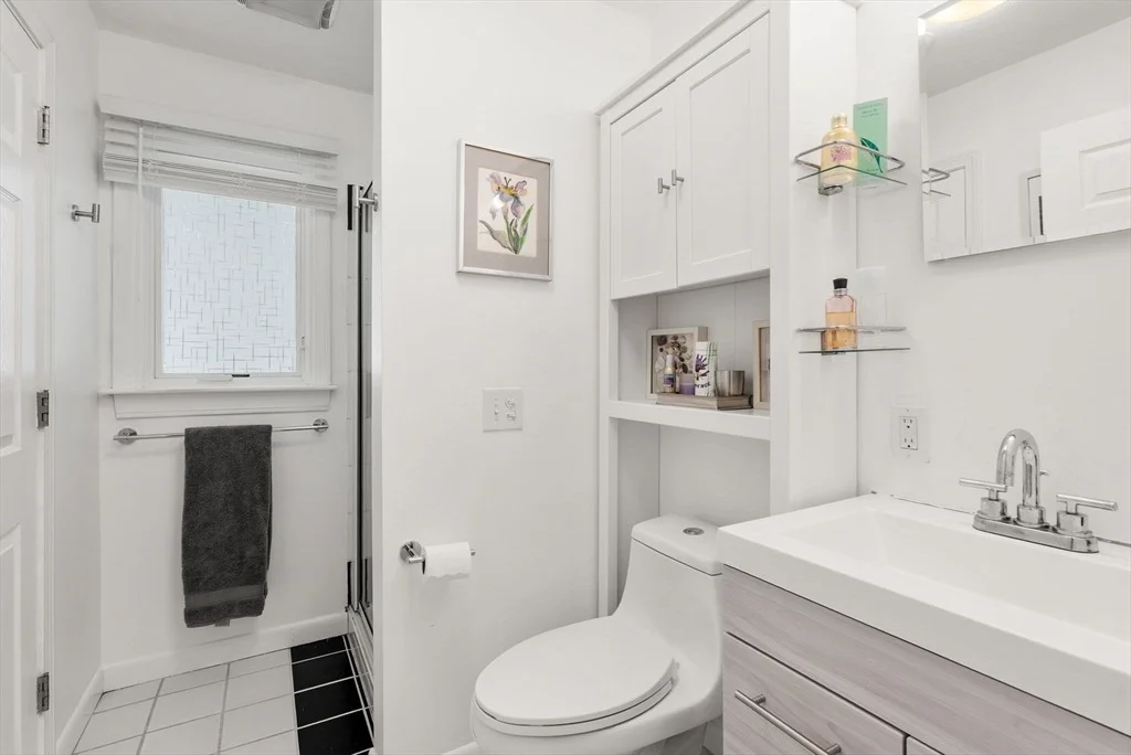 Photo of 6 Samoset