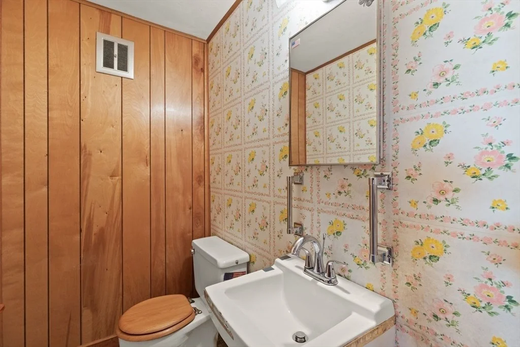 Photo of 7 Debra Ln
