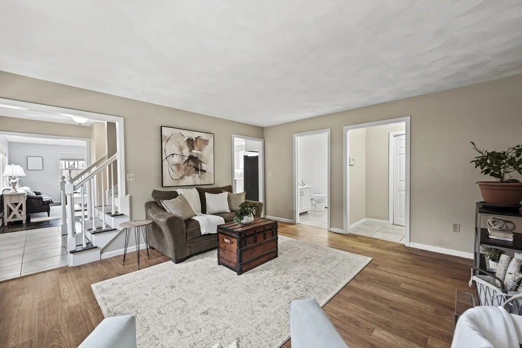 Photo of 9 Thaddeus Mason Road