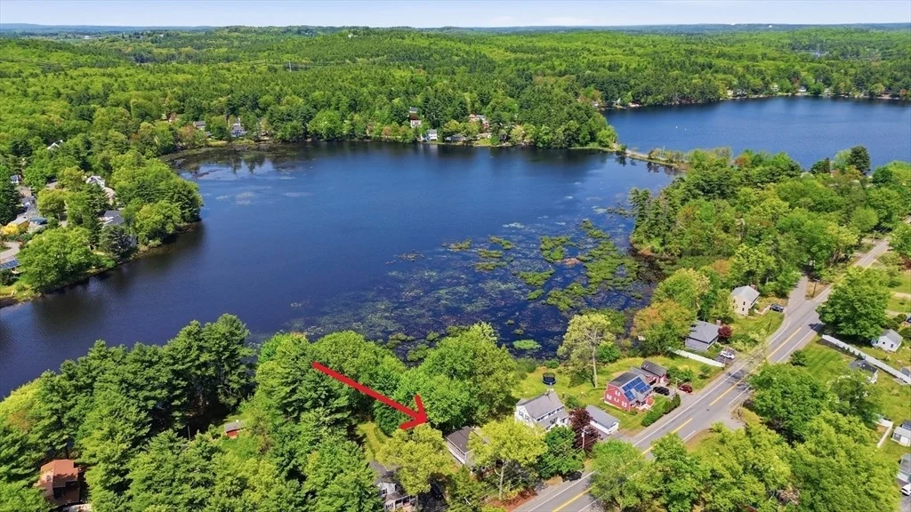Photo of 44 Sandy Pond Rd