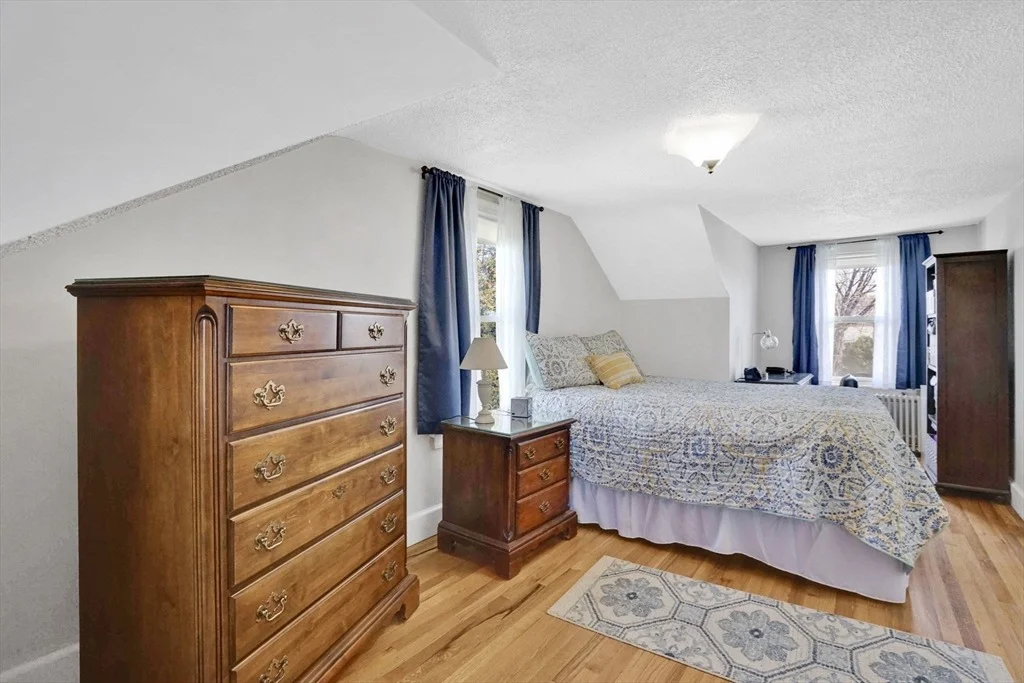 Photo of 101 Ray St