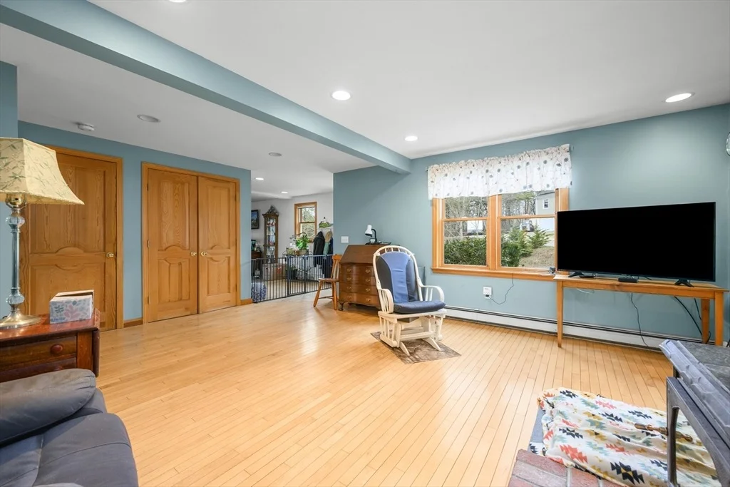 Photo of 2 Short Lots Ln
