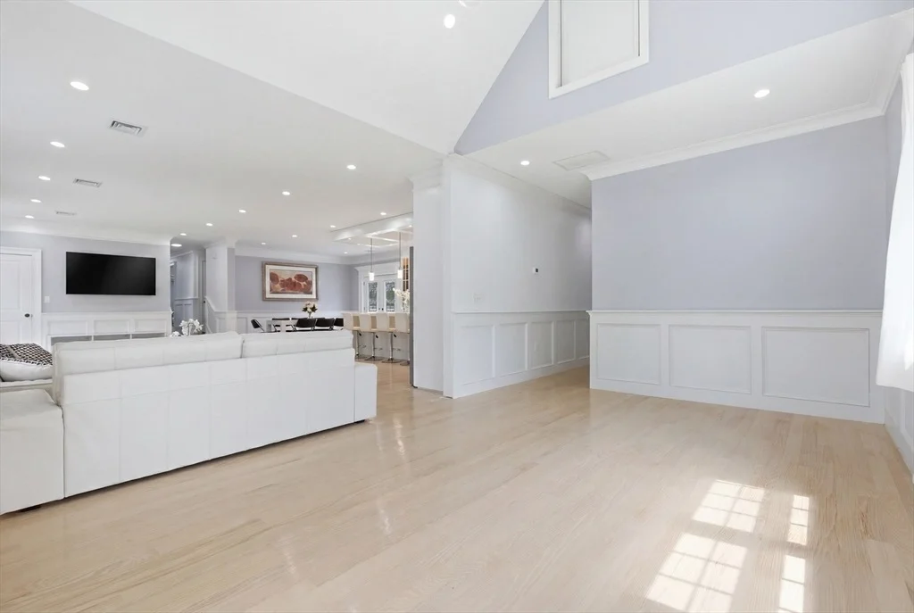 Photo of 52 Ridgewood Rd
