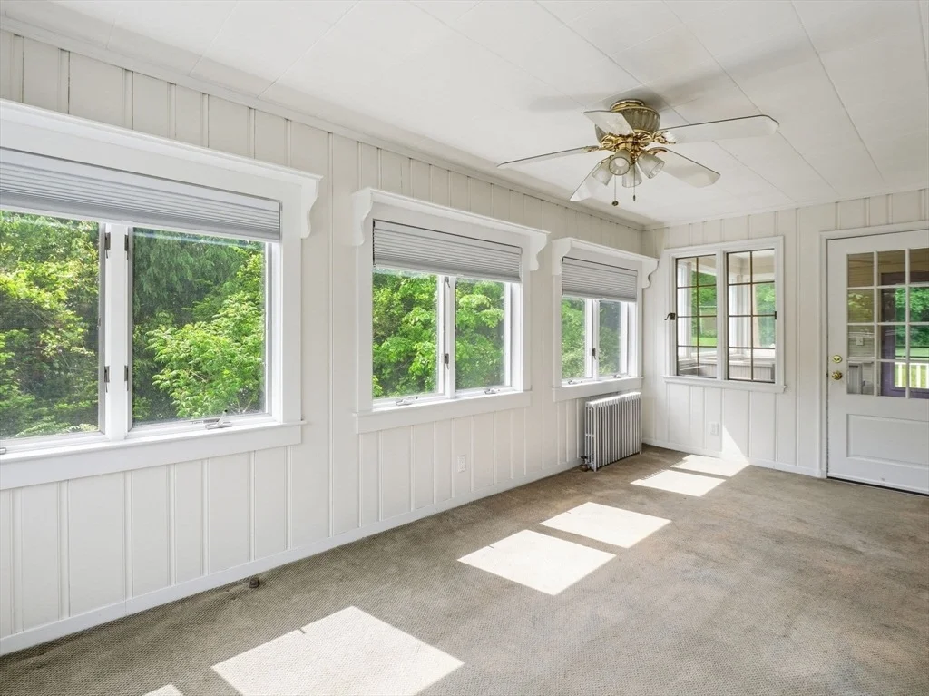 Photo of 98 Walnut St