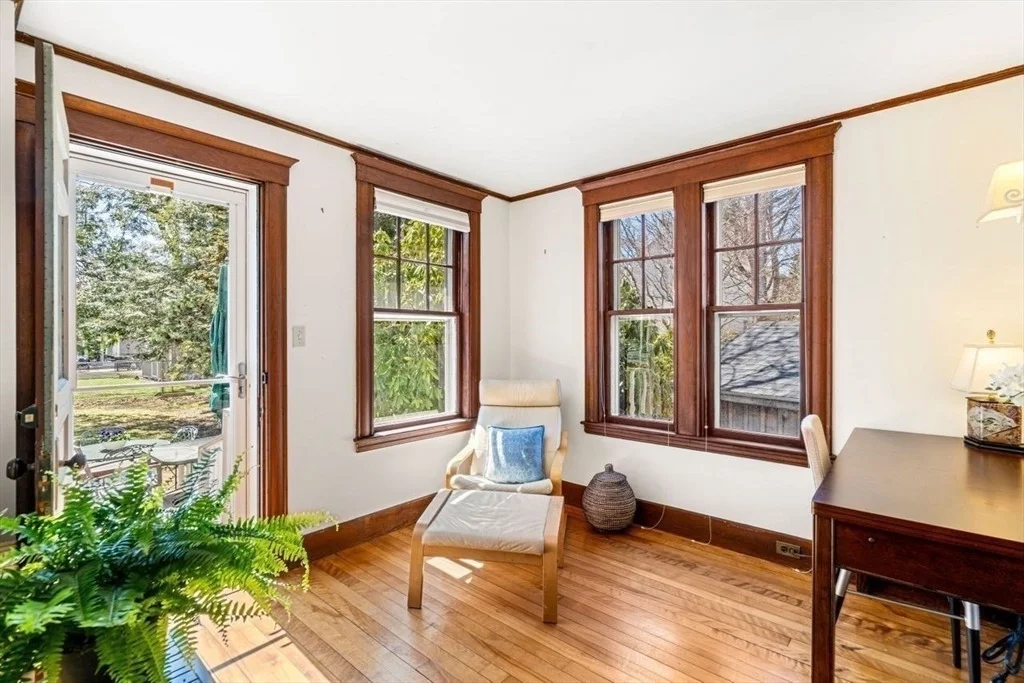 Photo of 18 Winthrop Ave
