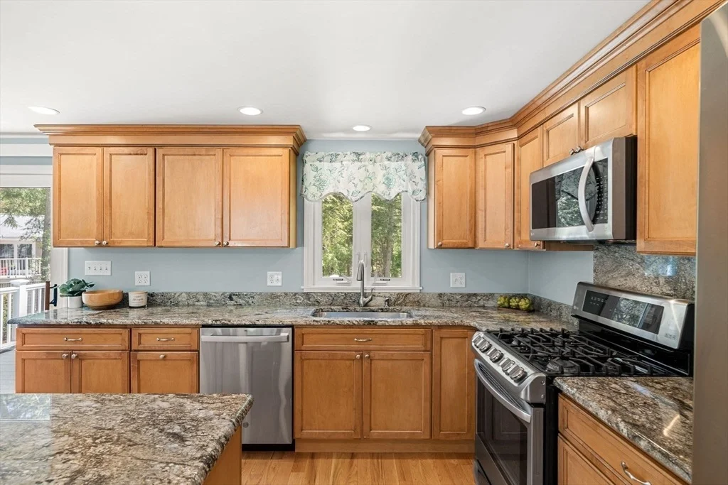 Photo of 35 Freeport Dr