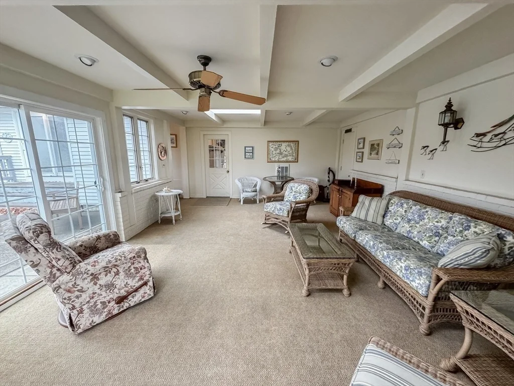 Photo of 2 Scott Ln