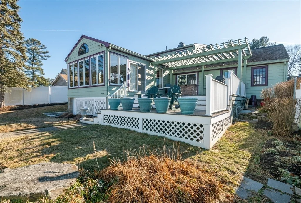Photo of 25 Juniper Ave