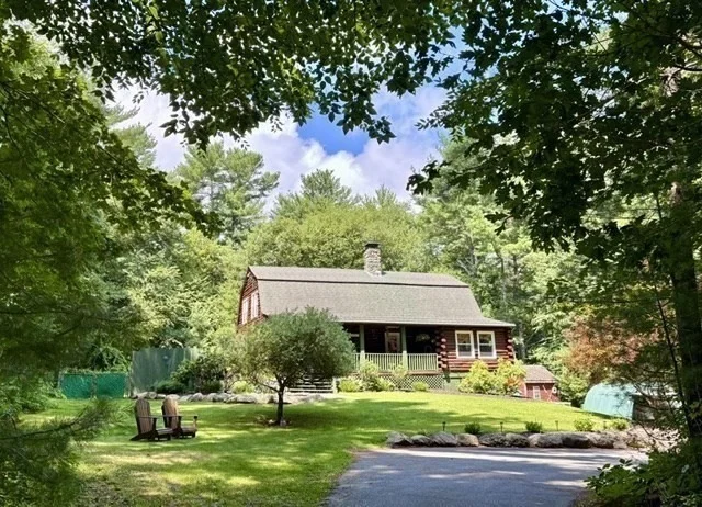 Photo of 2 Wing Ave Ext