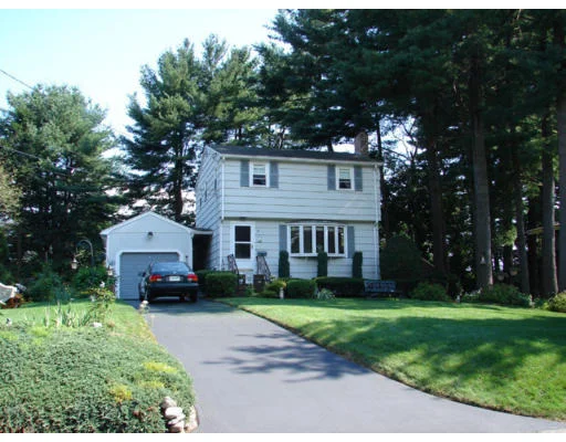Photo of 17 Debra Ln