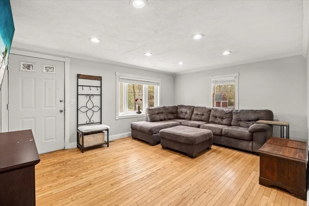 Photo of 9 Hillside Ave