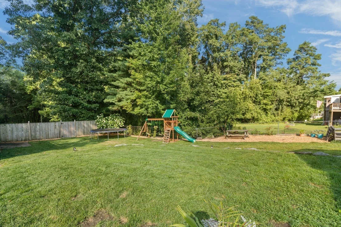 Photo of 77 Quequechan Rd