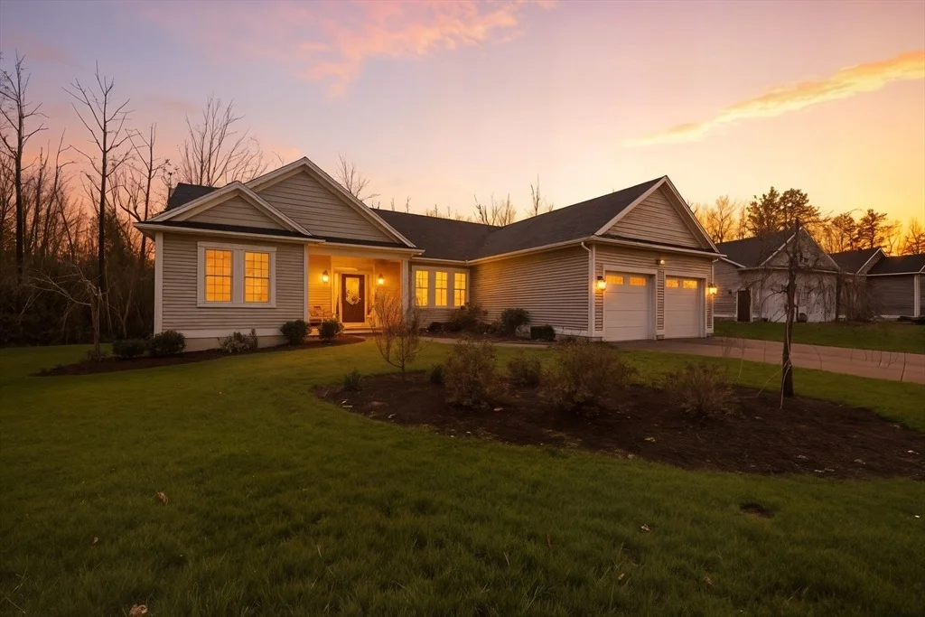 Photo of 28 Sycamore Cir
