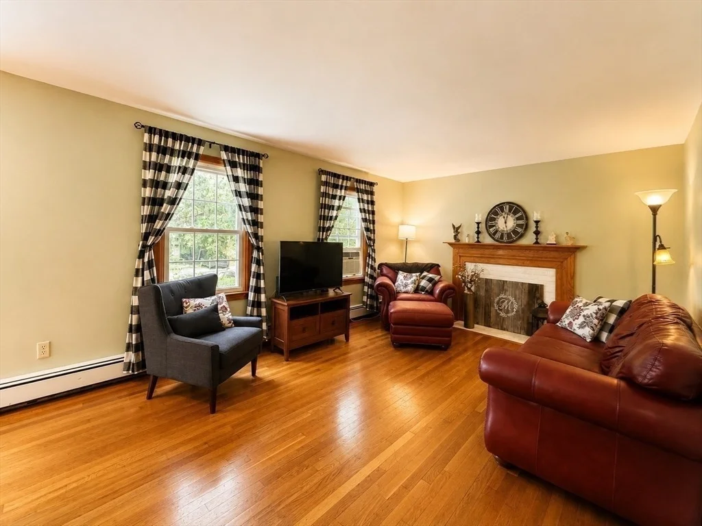 Photo of 32 Crestview Drive