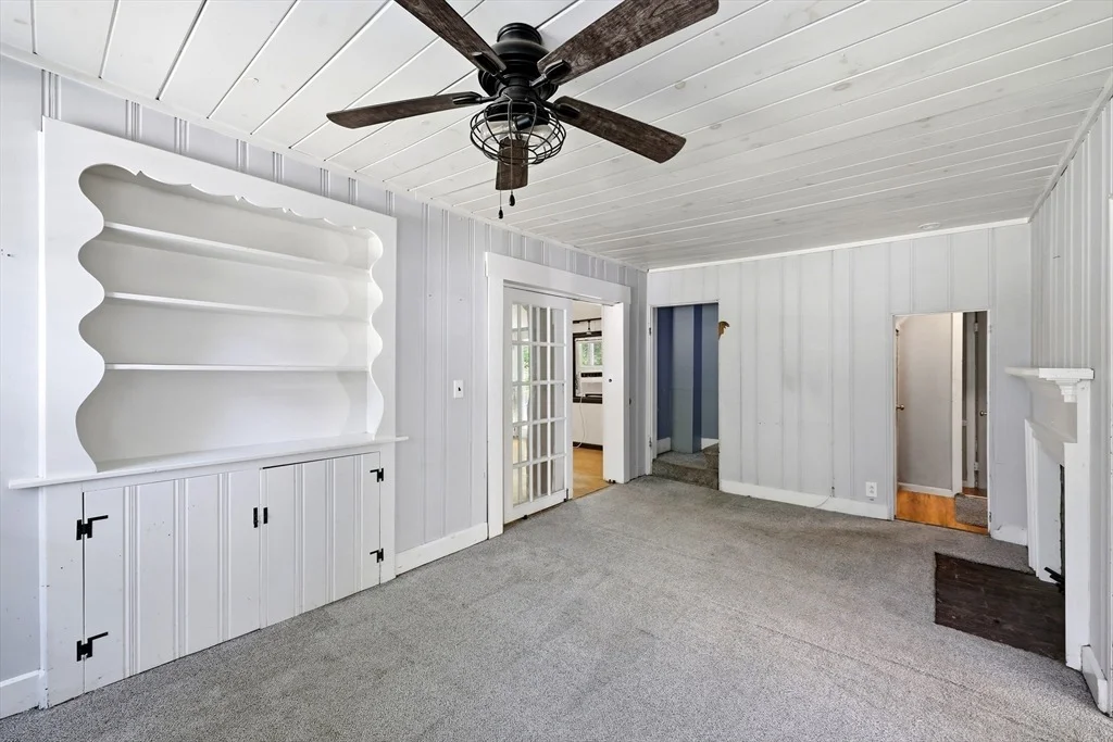 Photo of 1572 Main Rd