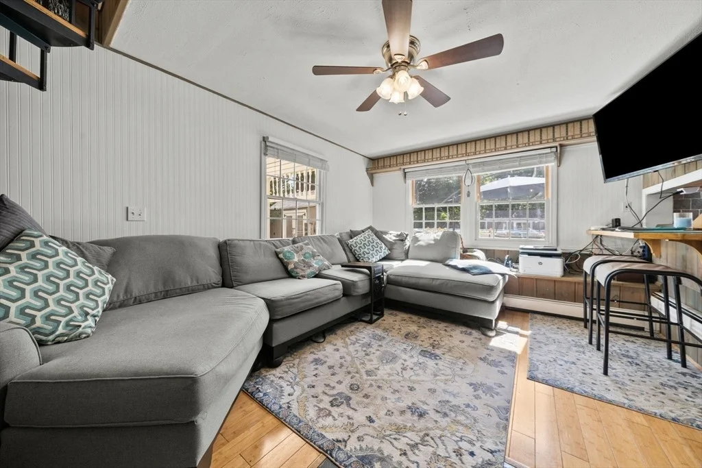 Photo of 4 Laurel St