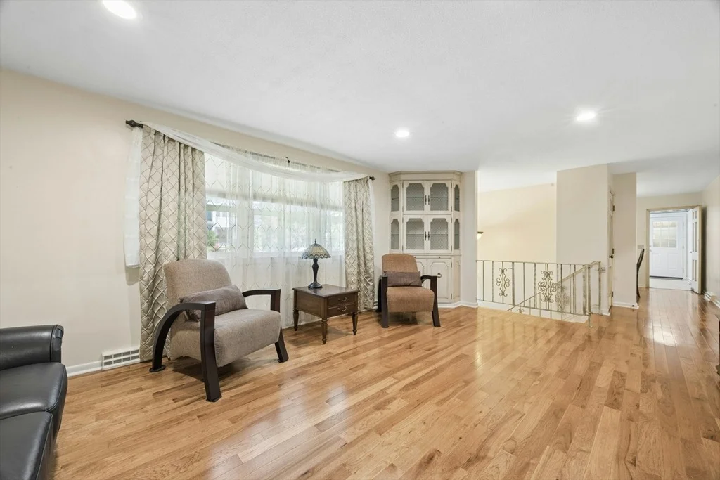 Photo of 19 Hickory Drive