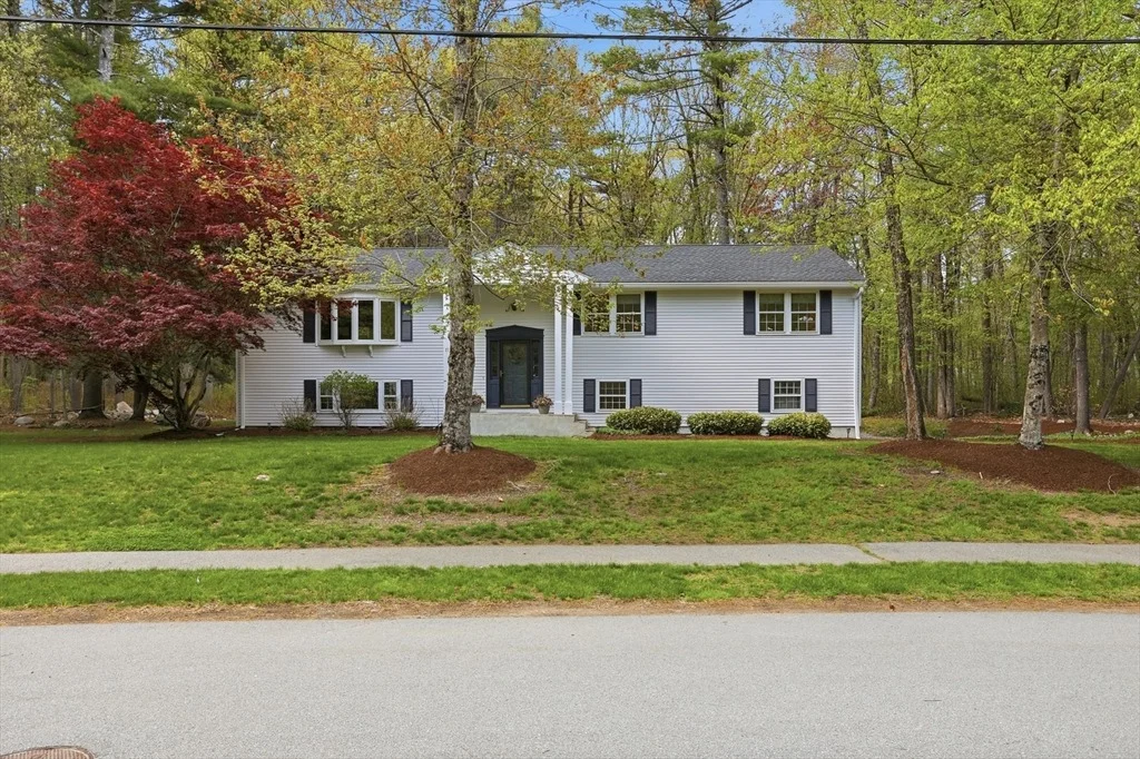 Photo of 15 Harvard Dr