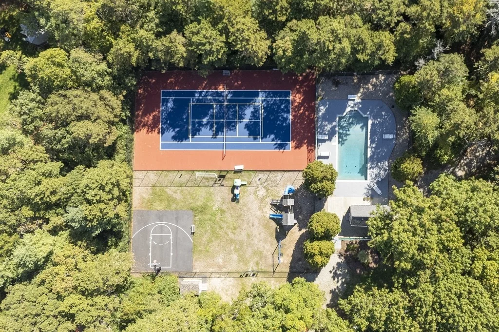 Photo of 41 Great Pines Dr