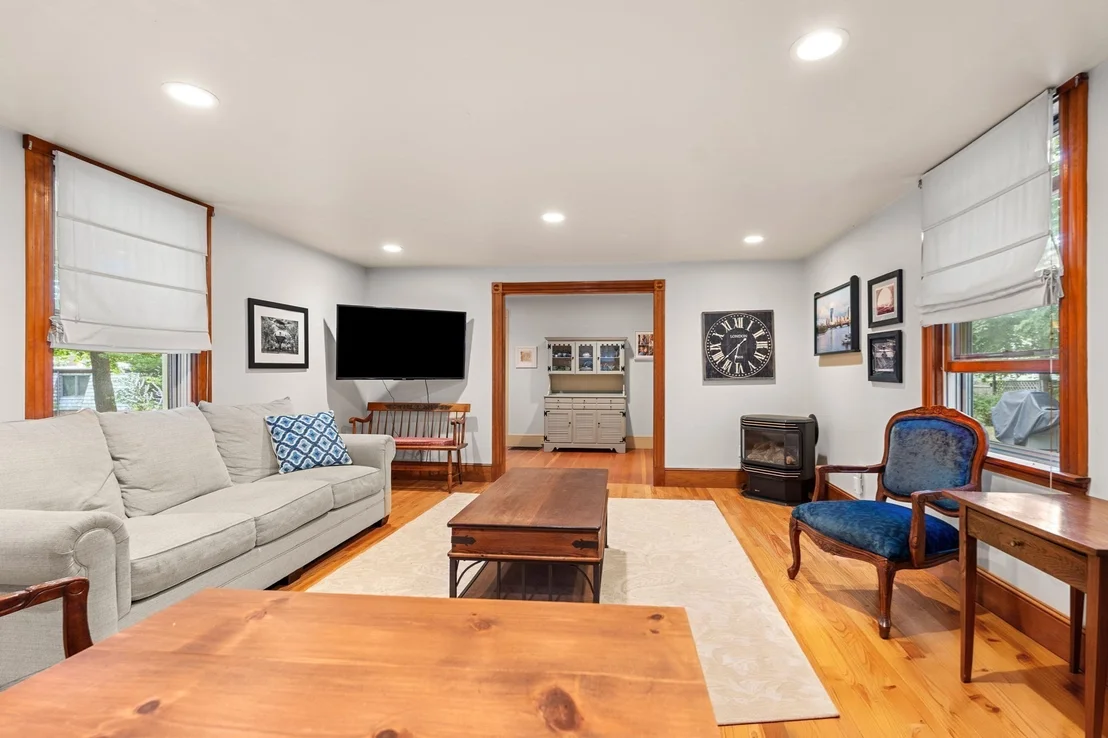 Photo of 360 Nahant Road