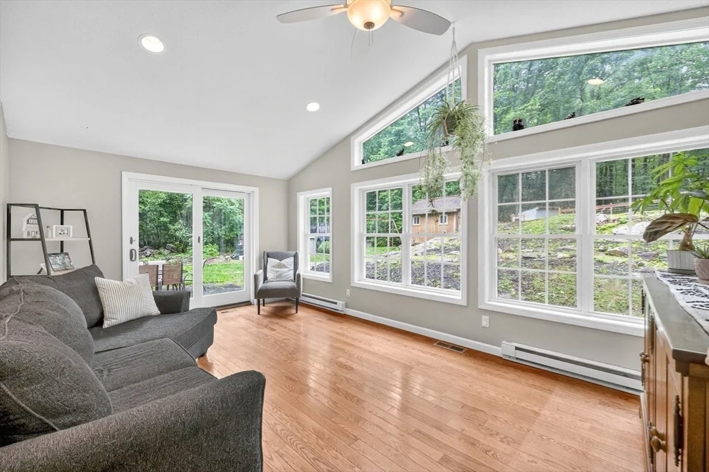 Photo of 63 Barton Ave