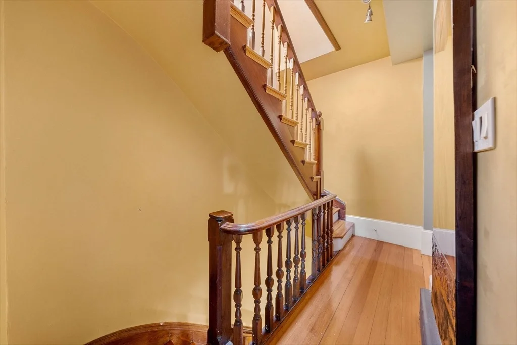 Photo of 16 Perrin St