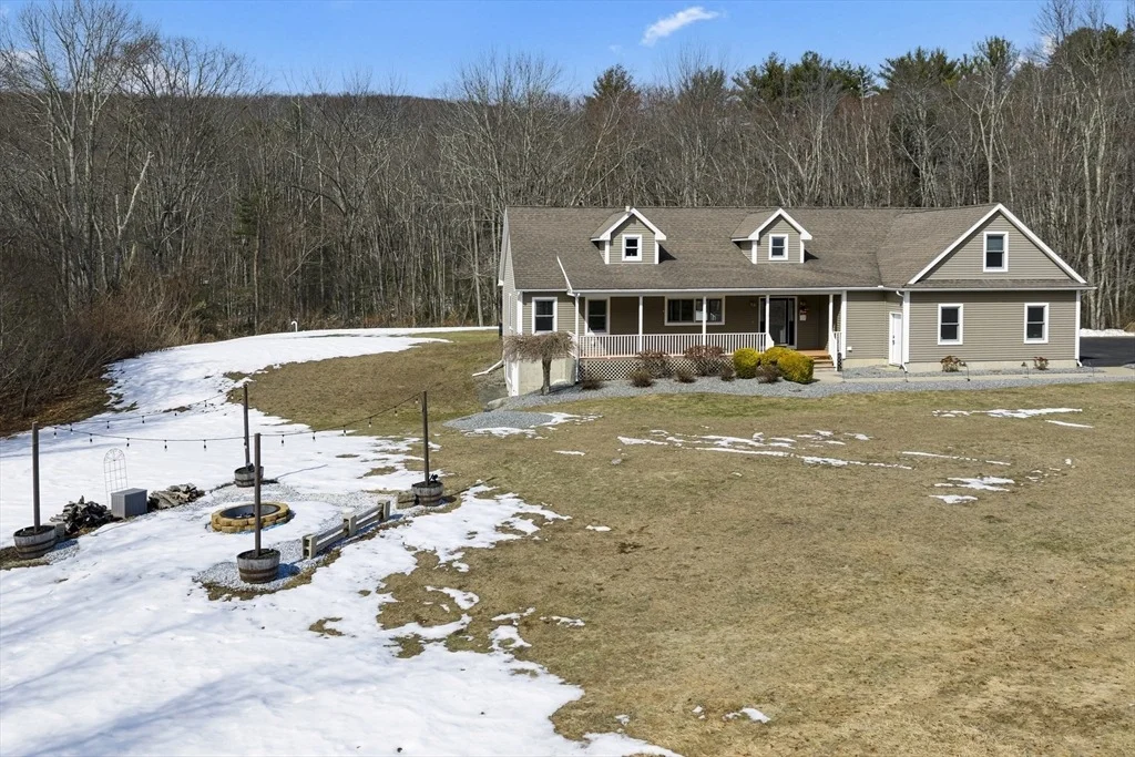 Photo of 2824 Greenwich Rd