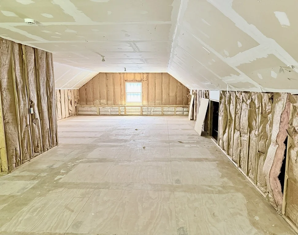 Photo of 41 Thresher Rd
