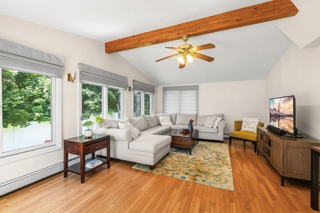 Photo of 21 Bartlett Ave