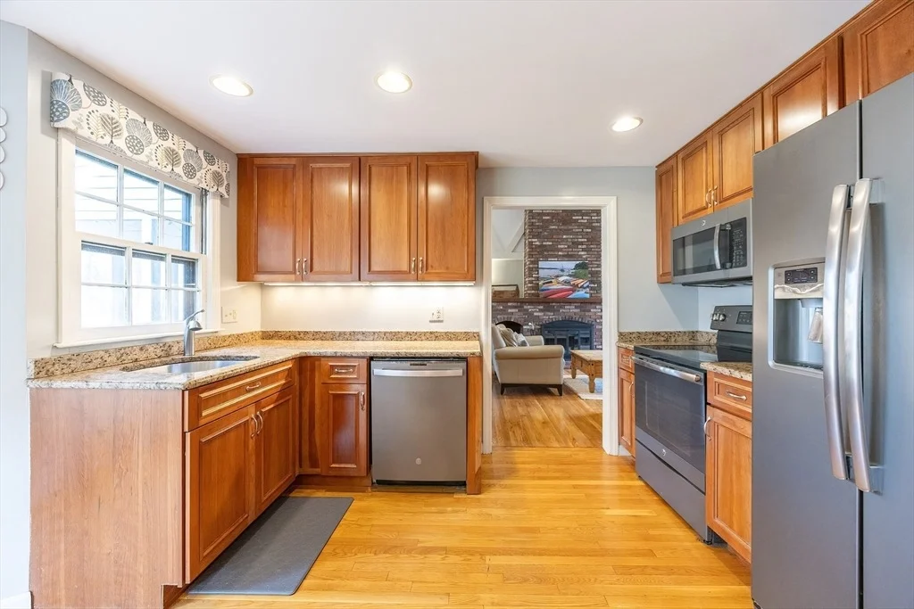 Photo of 11 Garry Dr