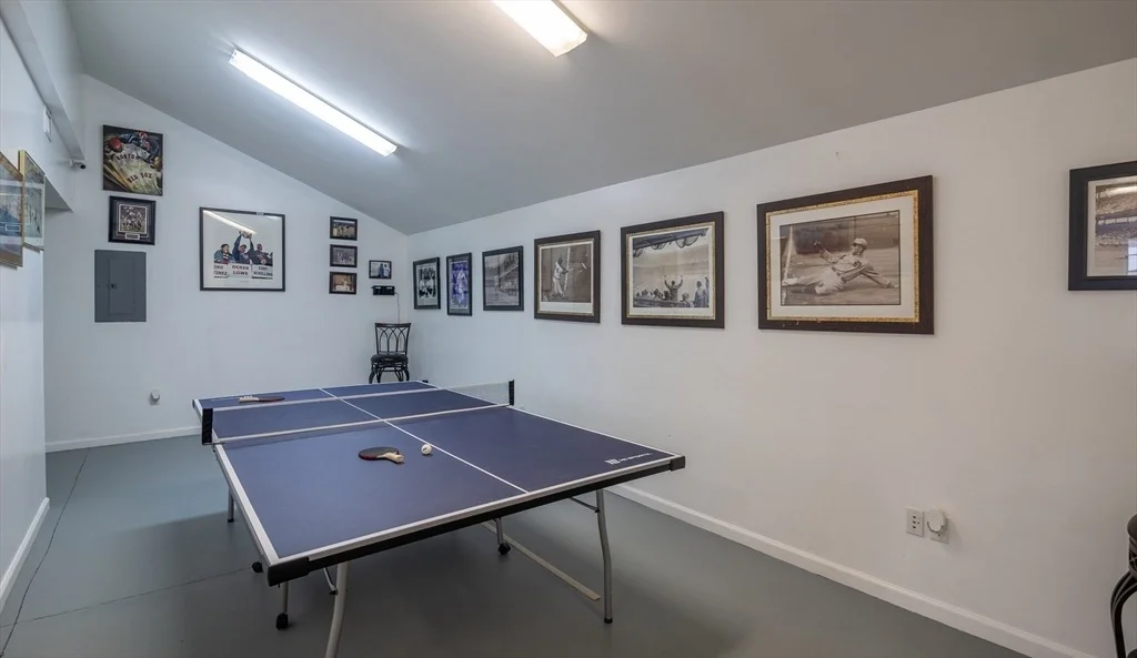 Photo of 213 Pomfret