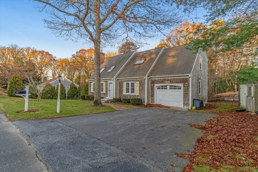 Photo of 28 Peacock Dr
