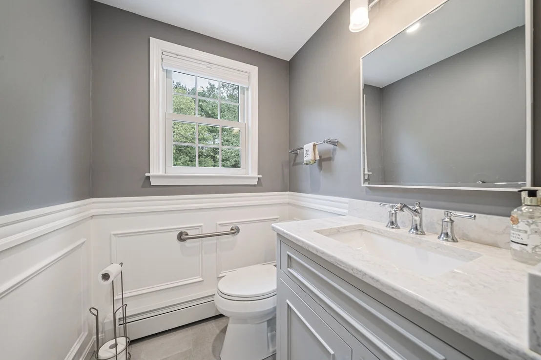 Photo of 535 Whiting St