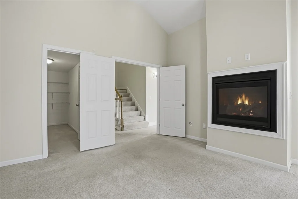 Photo of Unit 4 at 4 John Hancock Dr