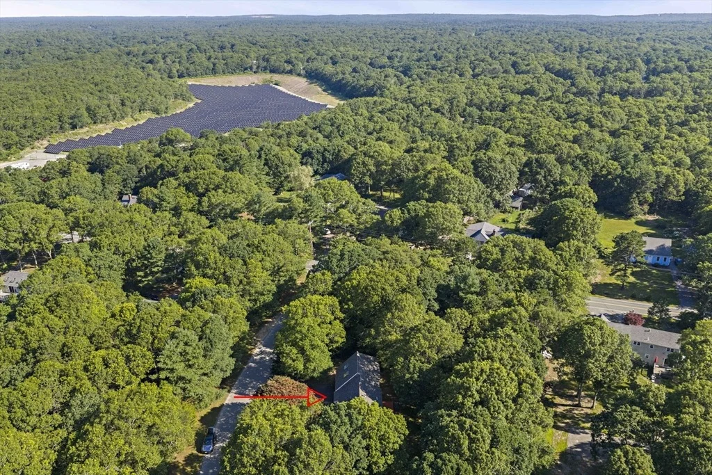 Photo of 20 Biscayne Dr