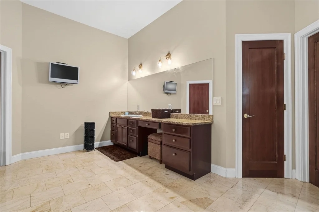 Photo of 91 Ames Rd