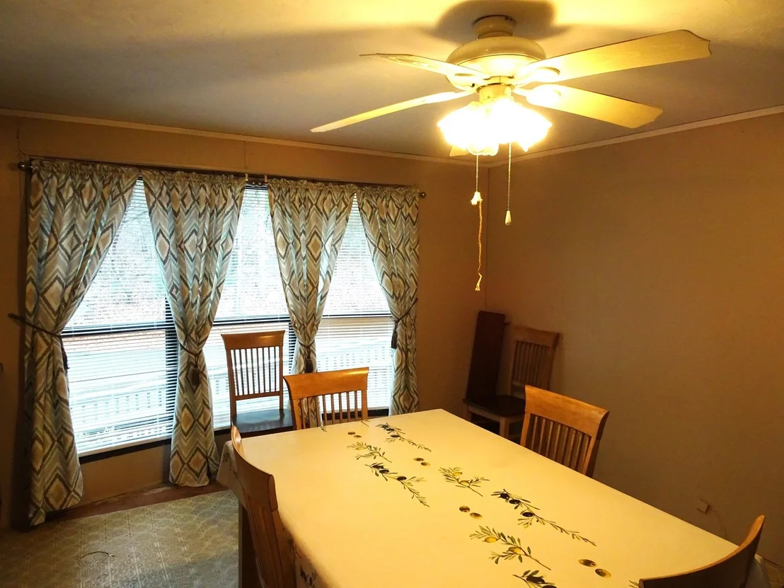 Photo of 16 Lincoln Circle