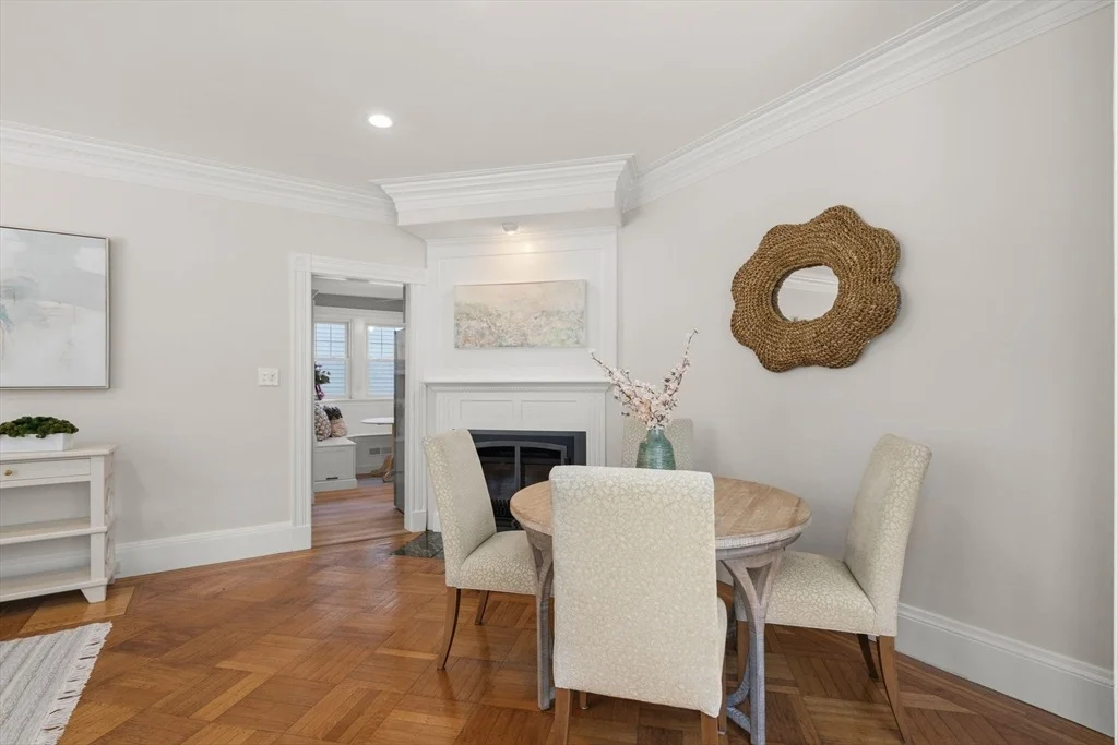 Photo of 555 Washington Street