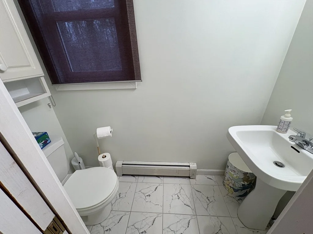 Photo of 39 Dennis Dr