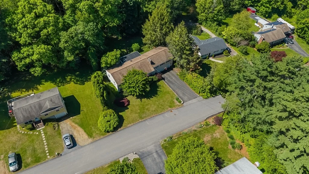 Photo of 10 Blueberry Ln