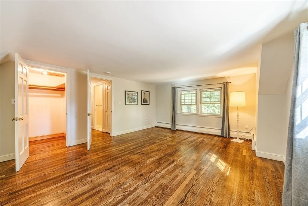 Photo of 21 Pine Ridge Circle