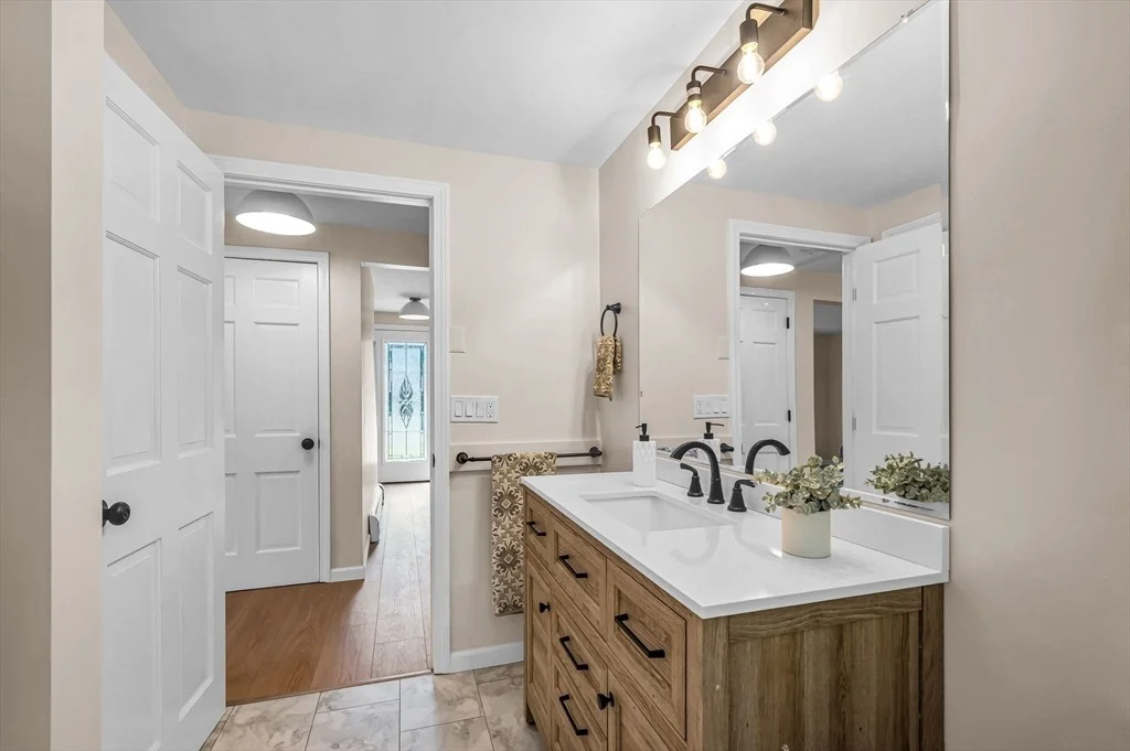 Photo of 13 Golden Dr
