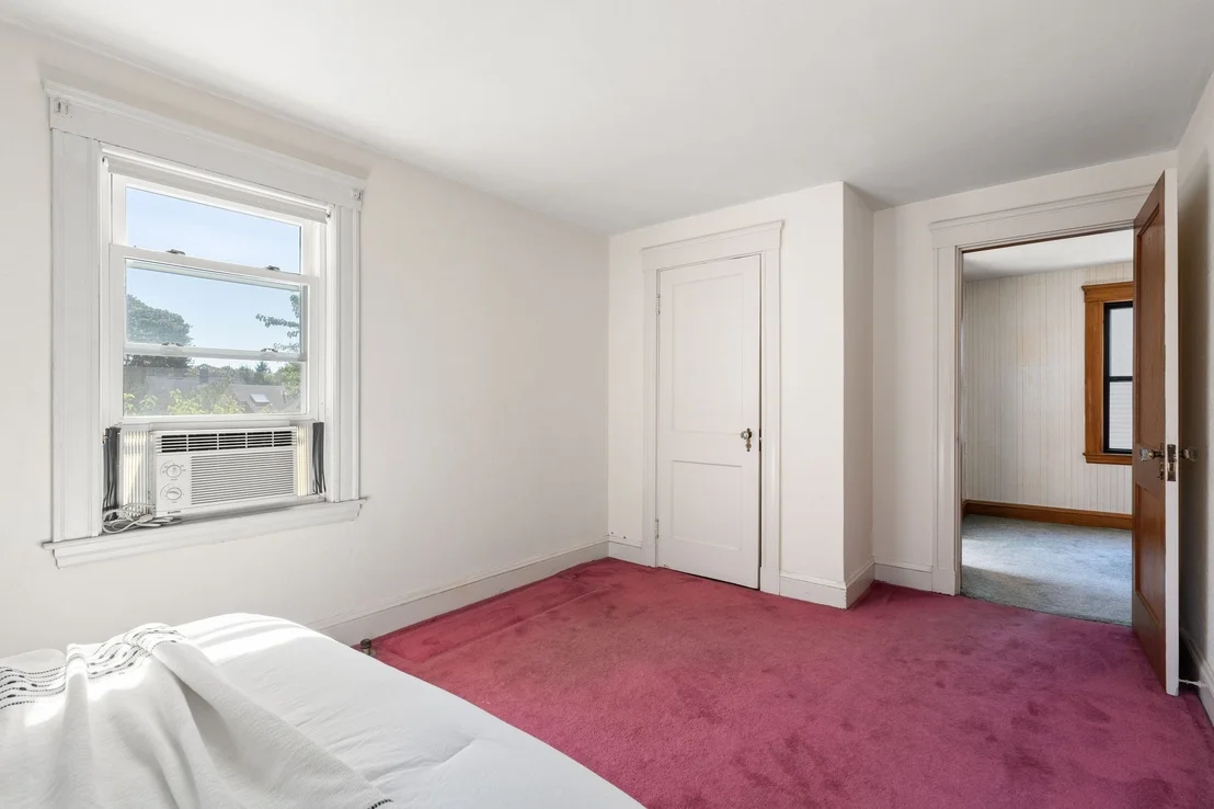 Photo of 152 Mount Vernon St